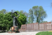 Герои прошлого и настоящего. За священной землёй