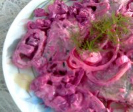 Сельдь в розовом соусе   