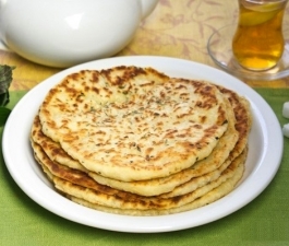 Сырные лепешки 