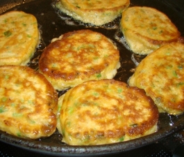 Оладьи из рыбной консервы   